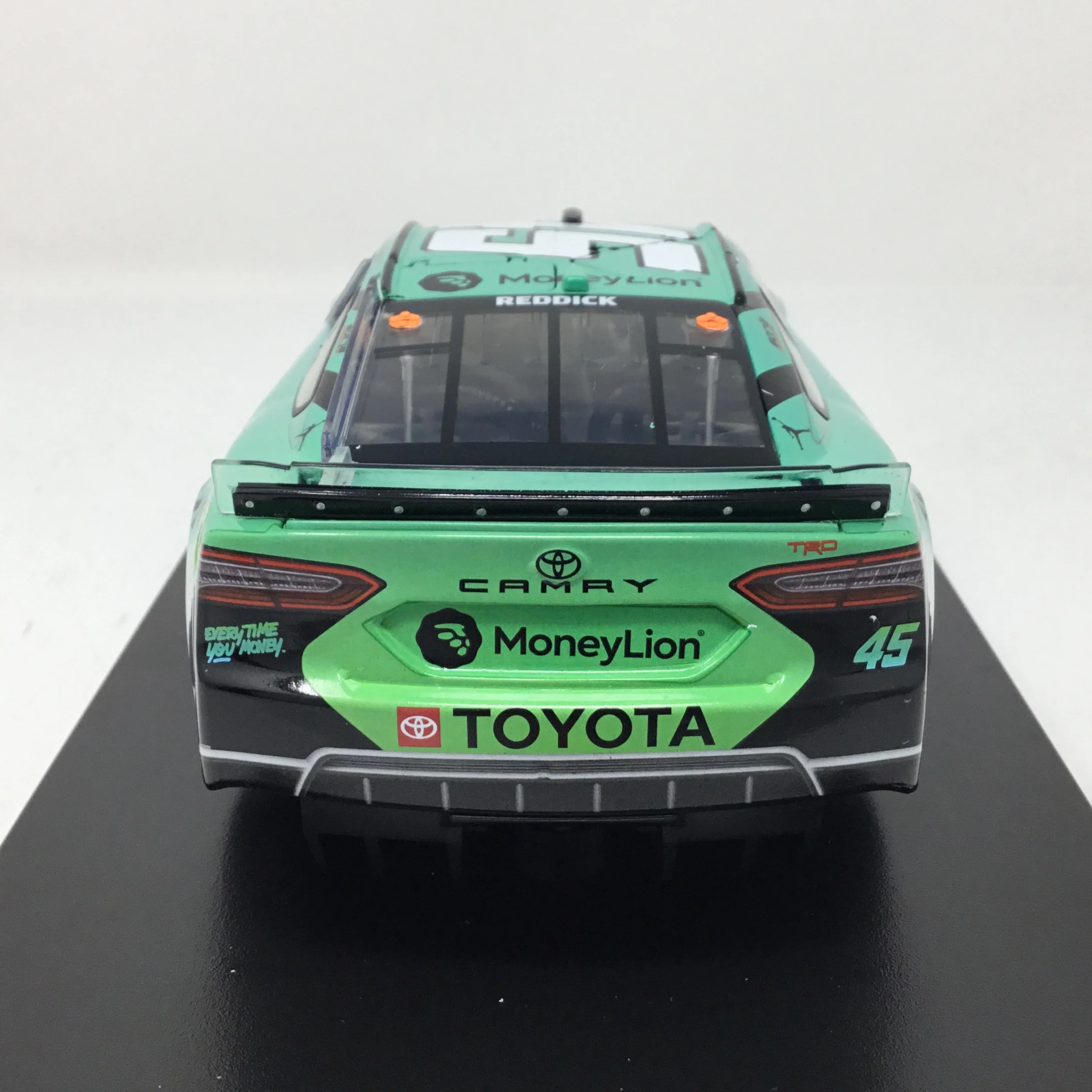 Tyler Reddick 2023 Money Lion Foil Number 1:24 Diecast - Image 5