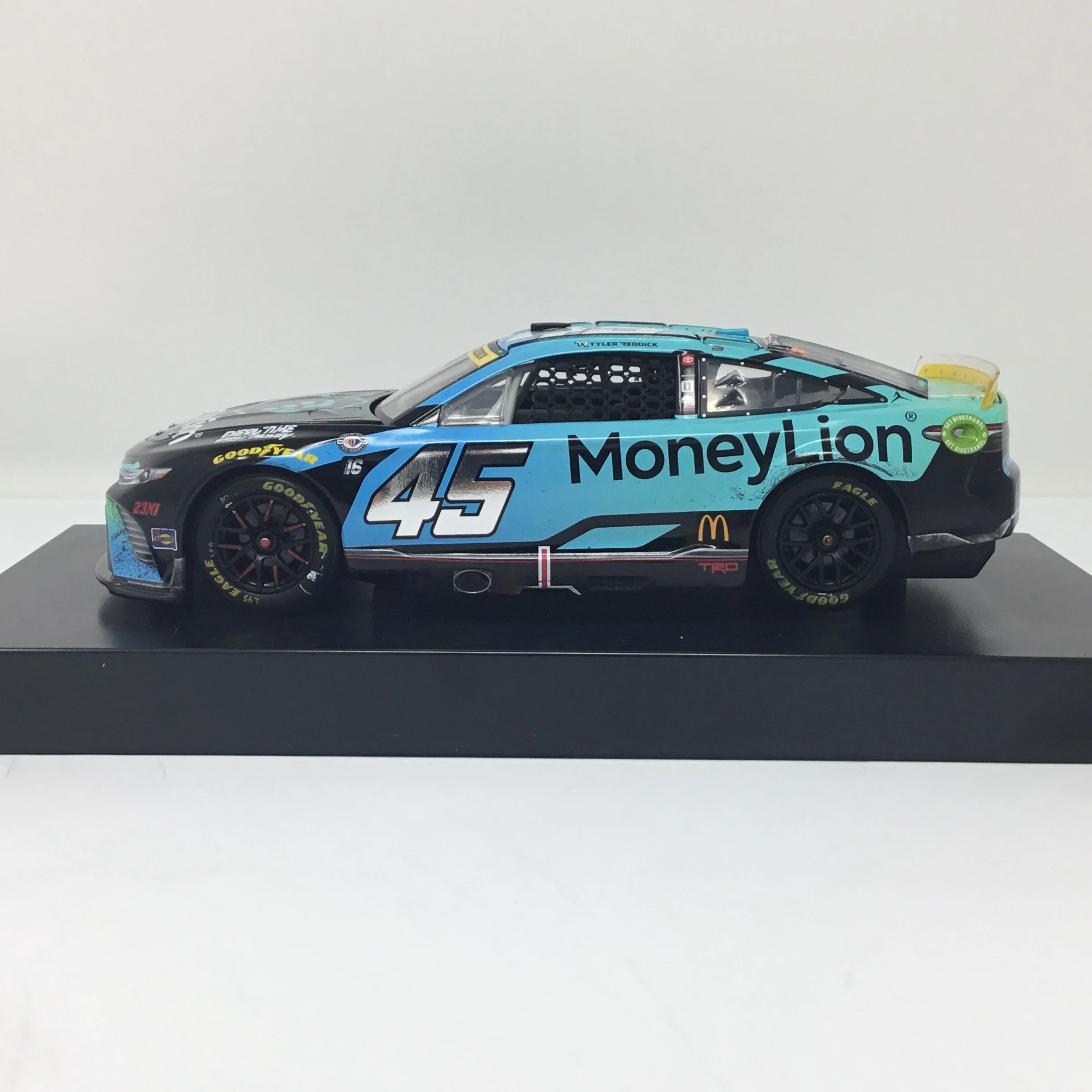 Tyler Reddick 2023 MoneyLion Kansas Race Win Foil Number 1:24 Diecast *DONOR BOX* - Image 3
