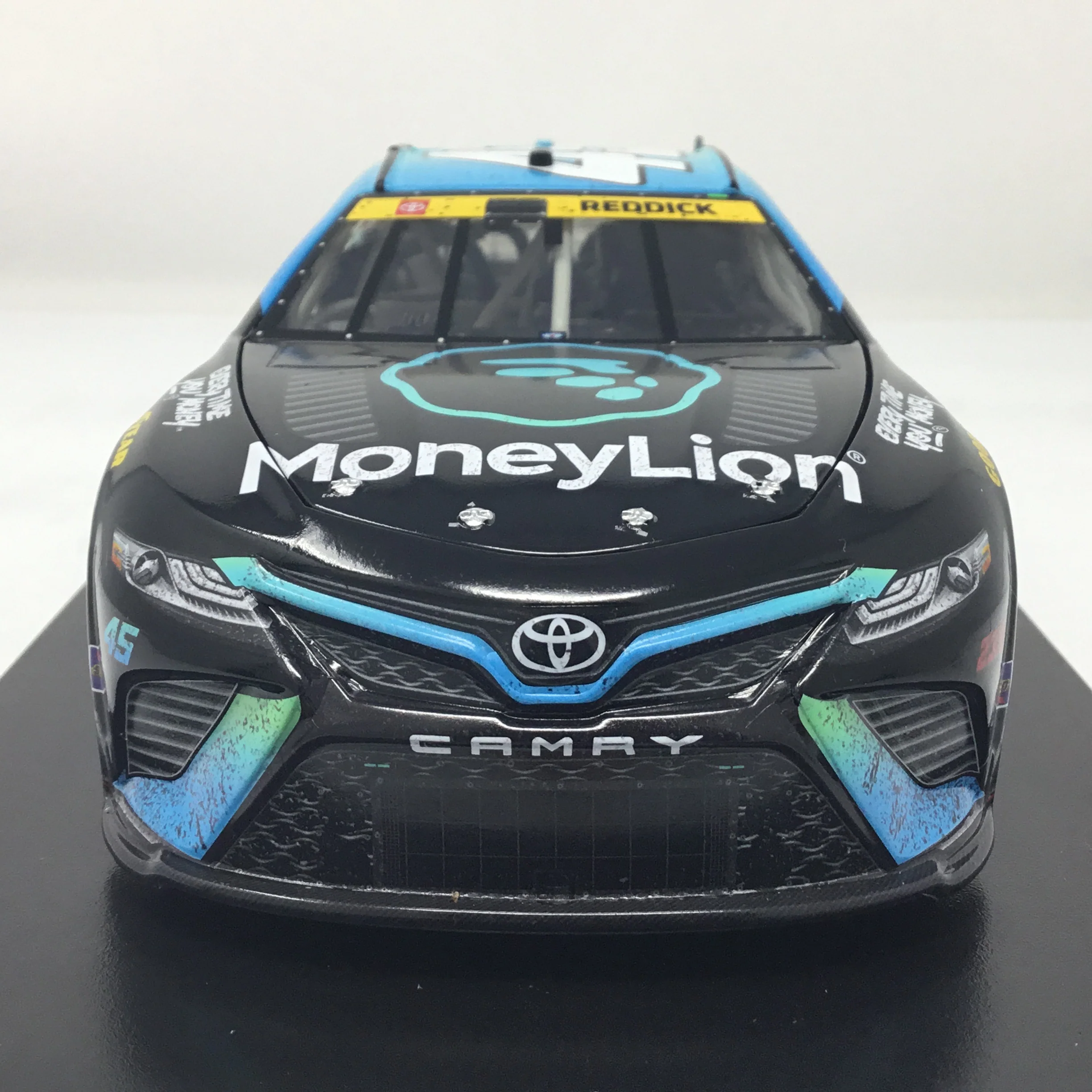 Tyler Reddick 2023 MoneyLion Kansas Race Win Foil Number 1:24 Diecast *DONOR BOX* - Image 4