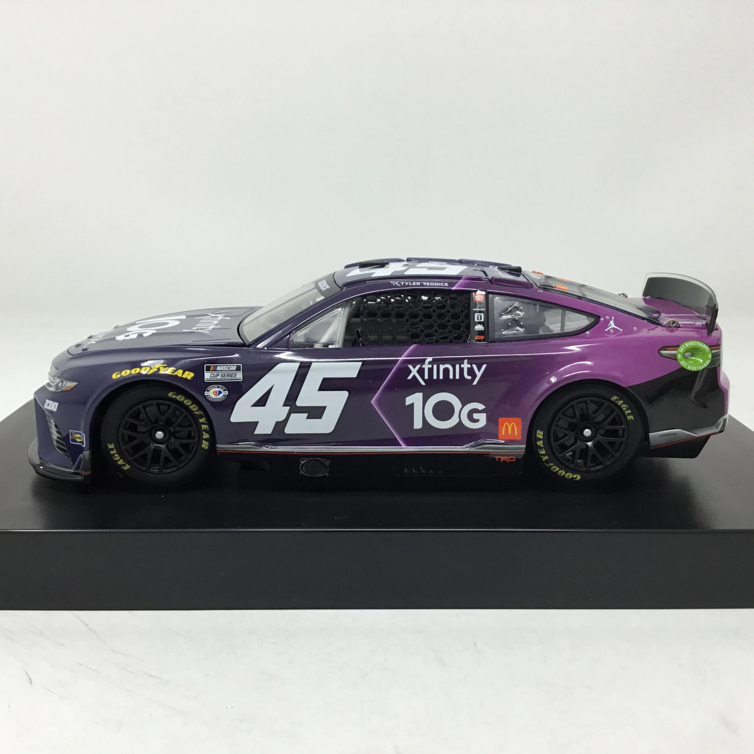 Tyler Reddick 2023 Xfinity 10G 1:24 Elite Diecast - Image 2