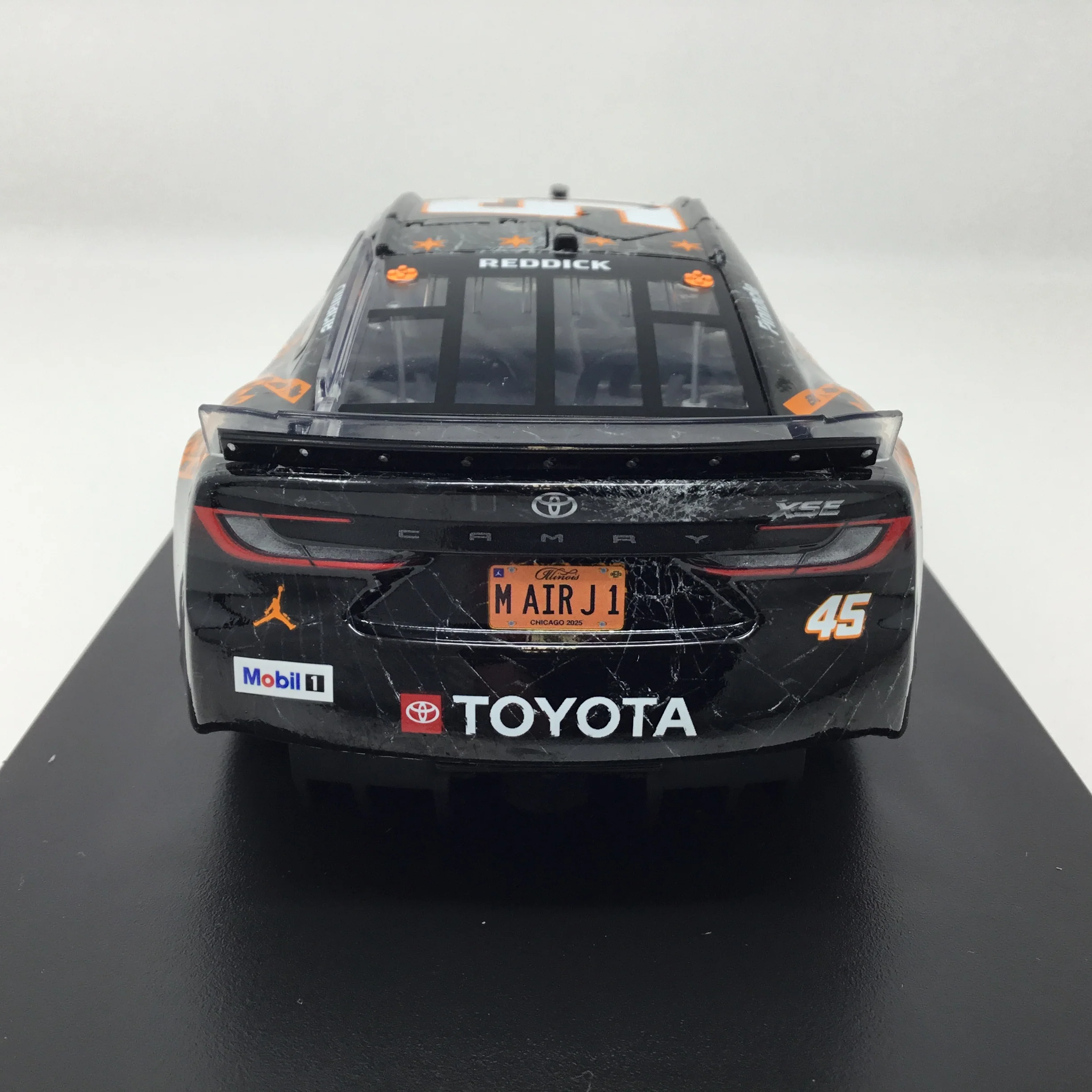 Tyler Reddick 2025 Jordan Brand Chicago 1:24 Diecast - Image 5