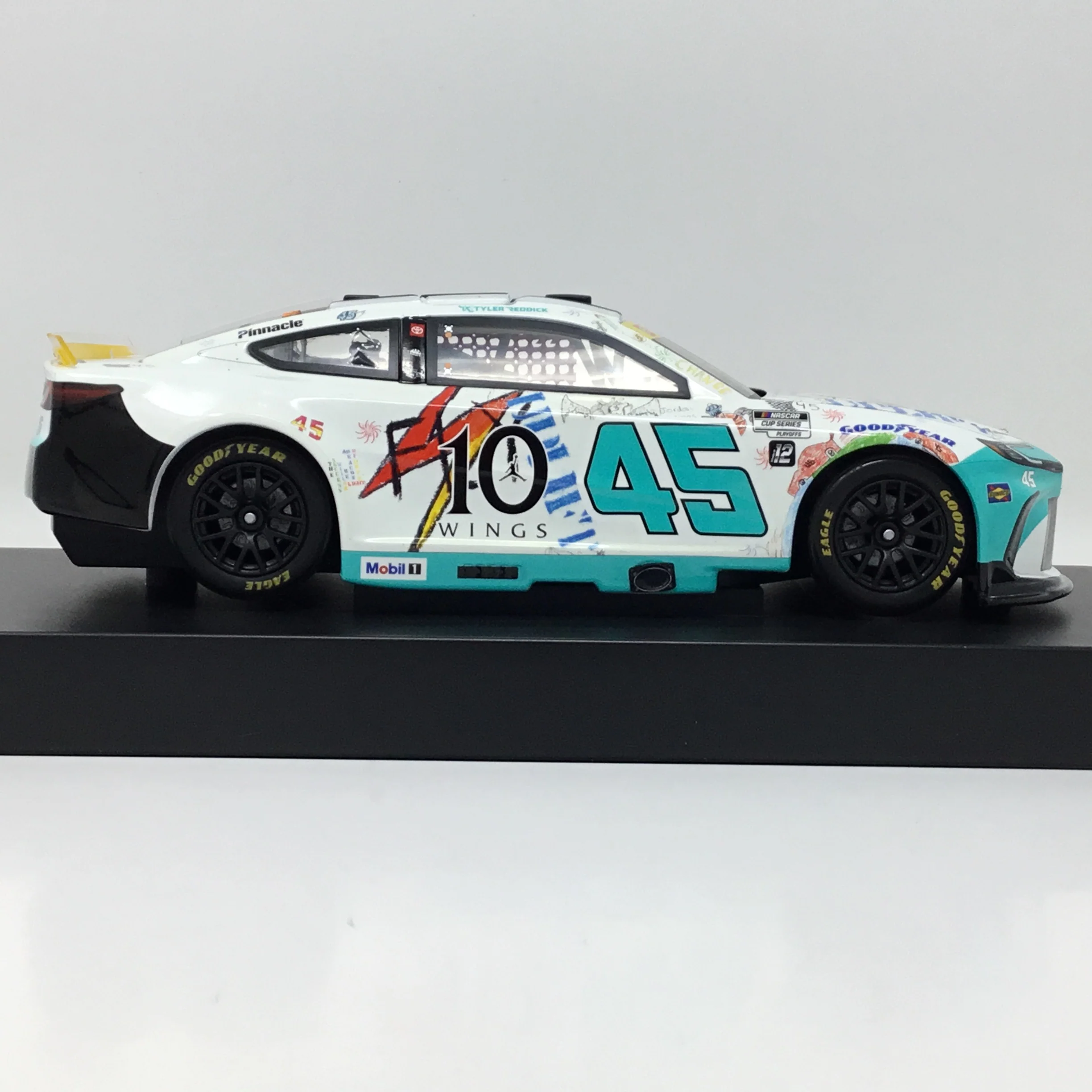 Tyler Reddick 2025 Jordan Brand Charlotte 1:24 Diecast - Image 4