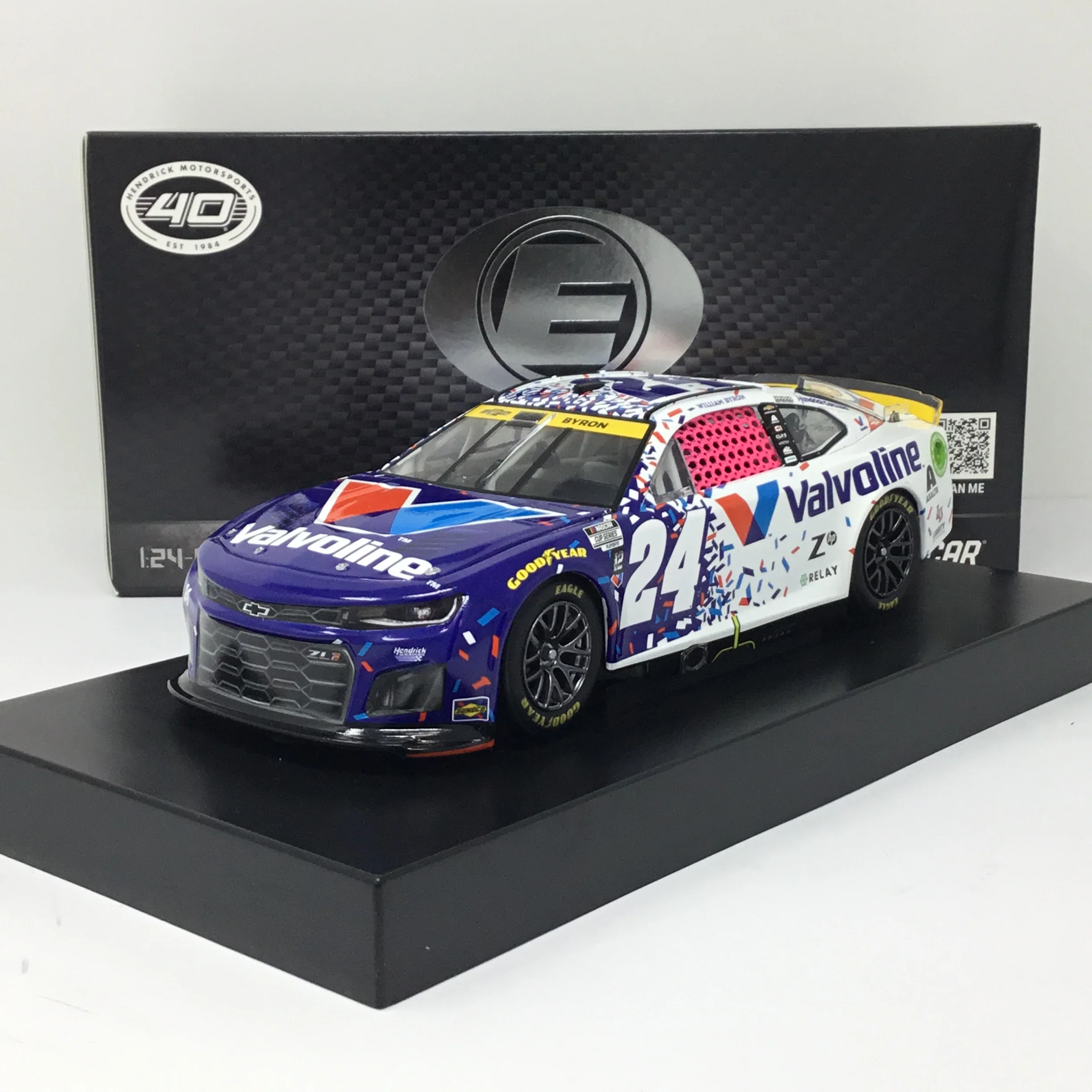 William Byron 2024 Valvoline Roval Special 1:24 Elite Diecast