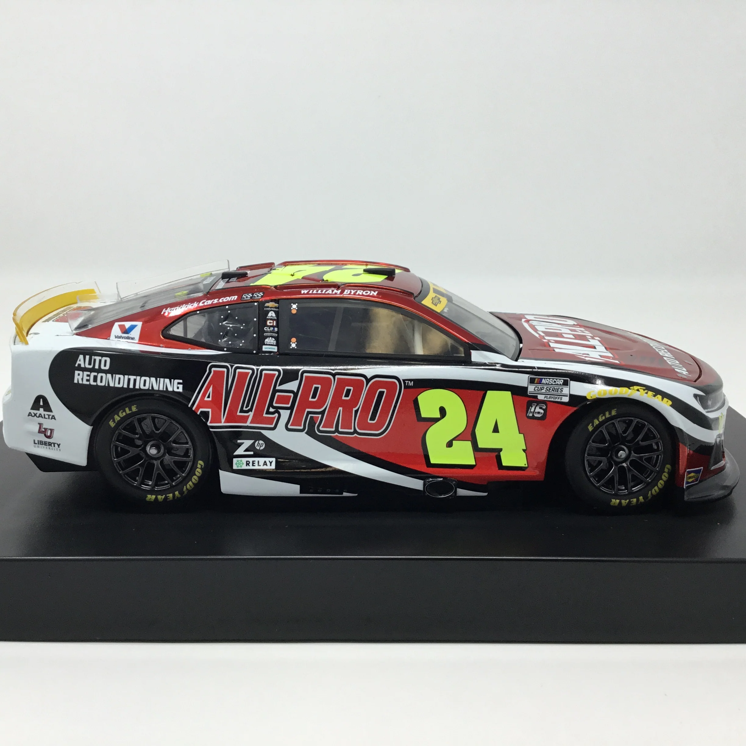 William Byron 2025 All-Pro Color Chrome 1:24 Diecast - Image 4