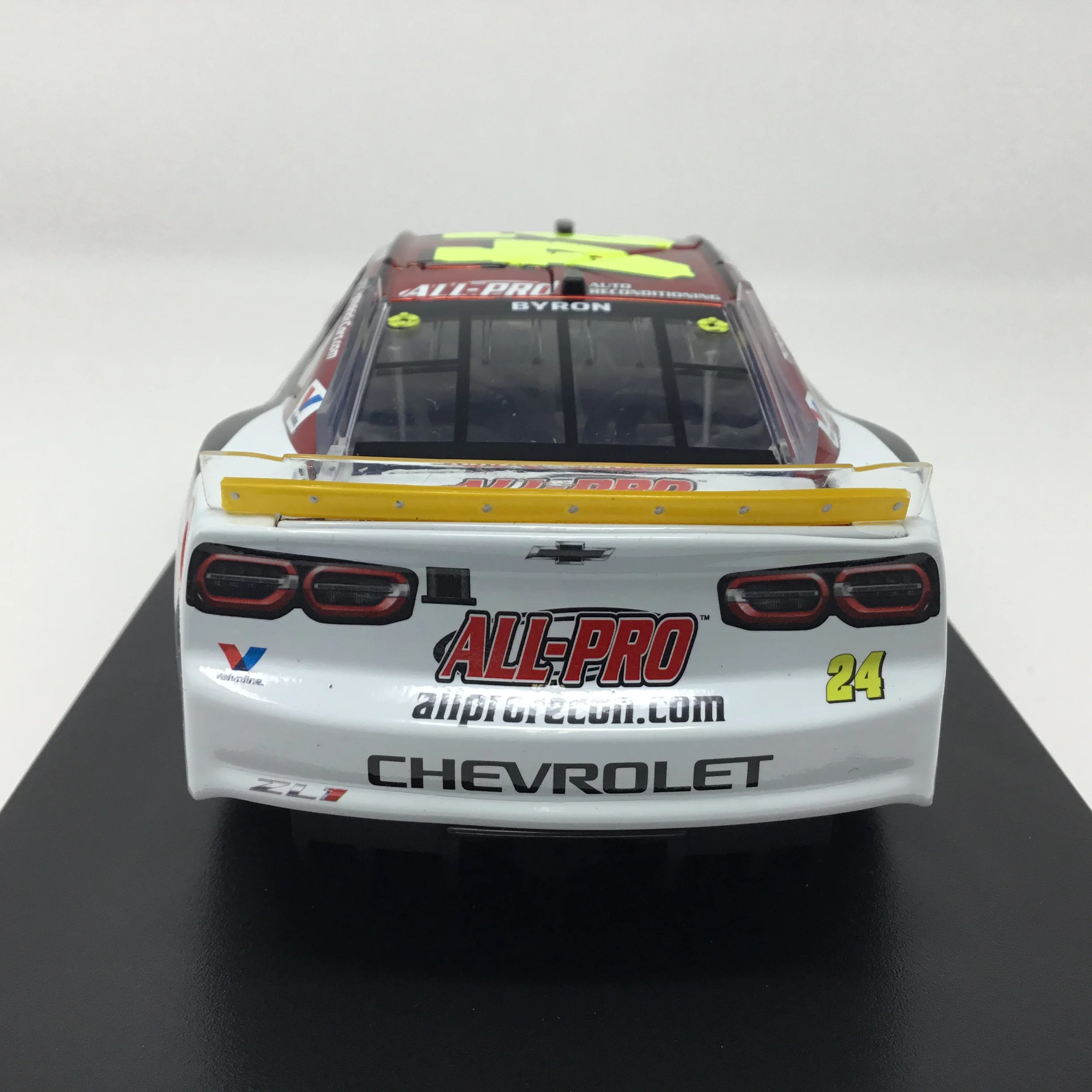 William Byron 2025 All-Pro Color Chrome 1:24 Diecast - Image 5