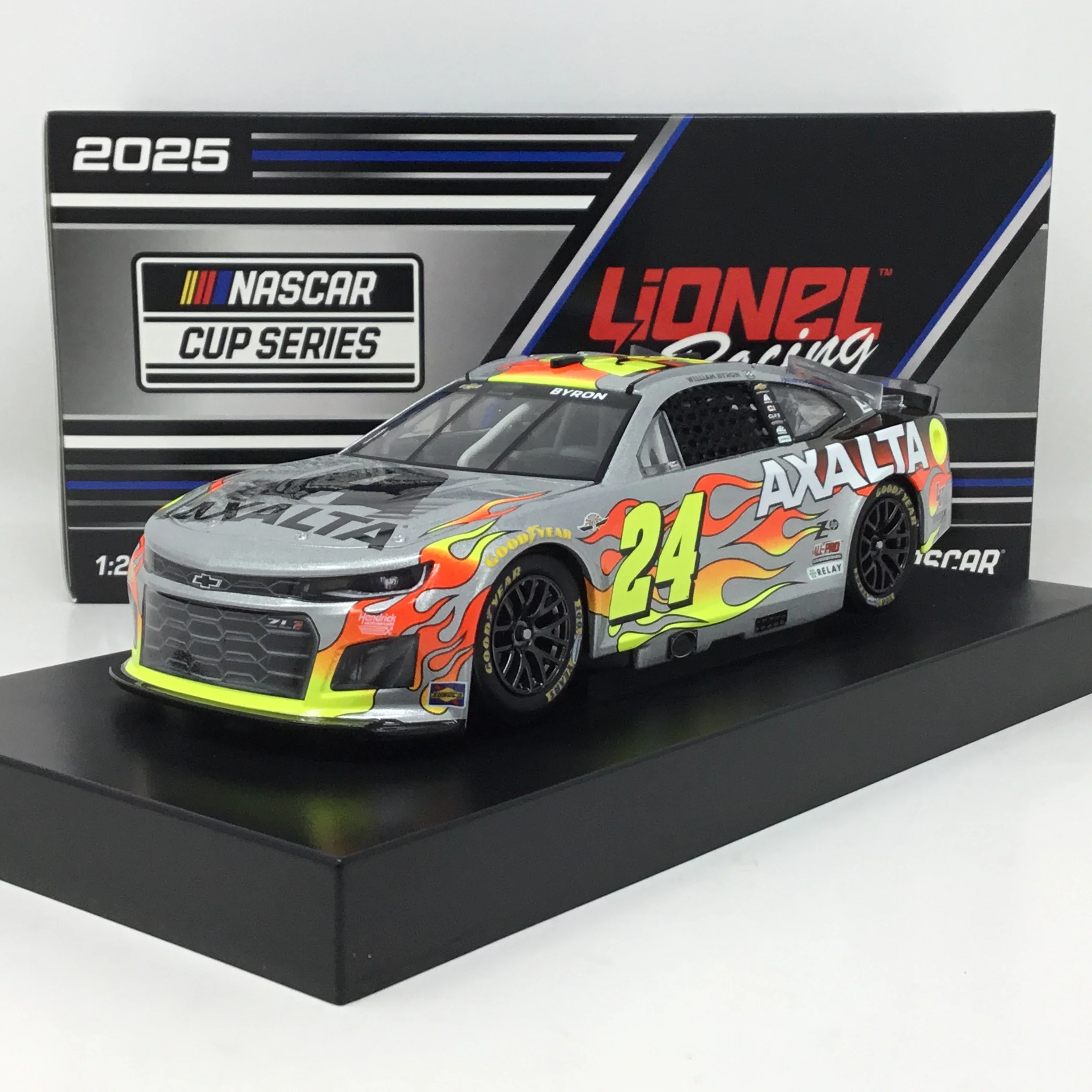 William Byron 2025 Axalta Throwback 1:24 Diecast