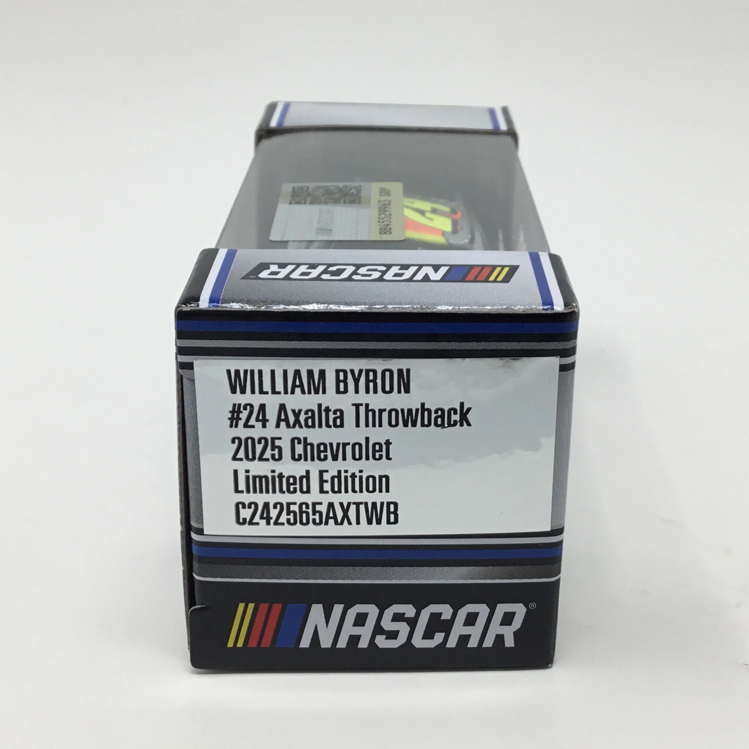 William Byron 2025 Axalta Throwback 1:64 Diecast - Image 2