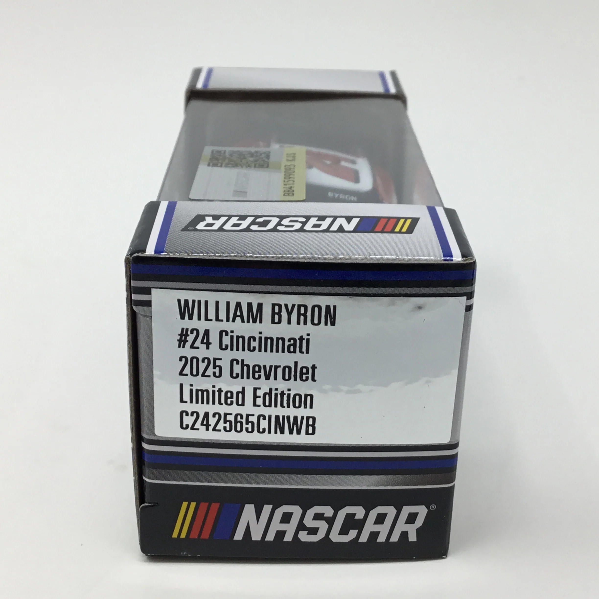 William Byron 2025 Cincinnati 1:64 Diecast - Image 2