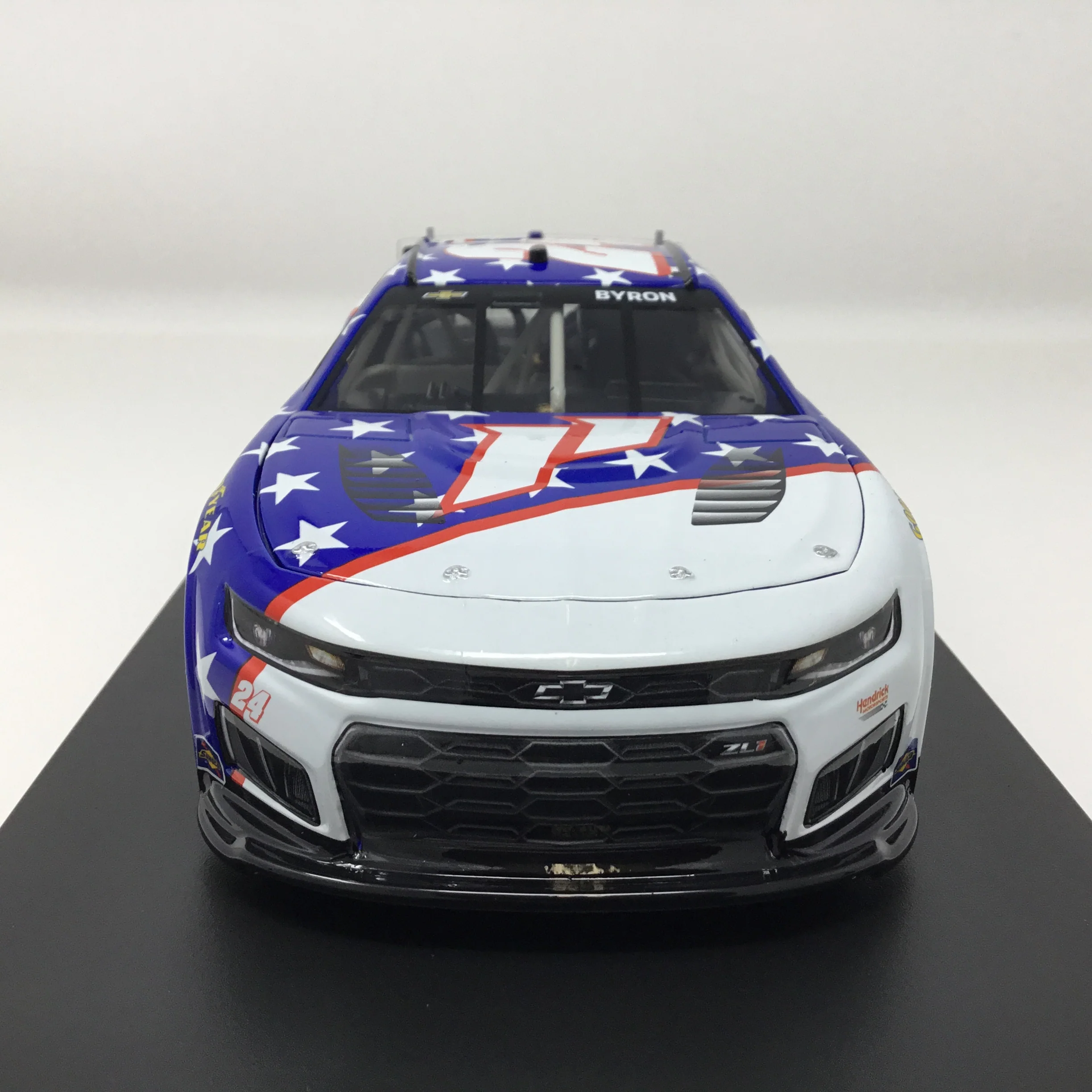 William Byron 2025 Phorm Energy 1:24 Diecast - Image 3
